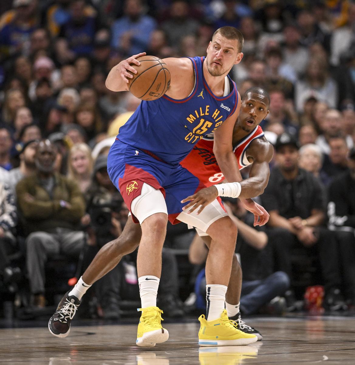 关于赛前体能课后，纽约尼克斯临场应变备战CBA常规赛，底气十足，临场指挥获称赞的信息