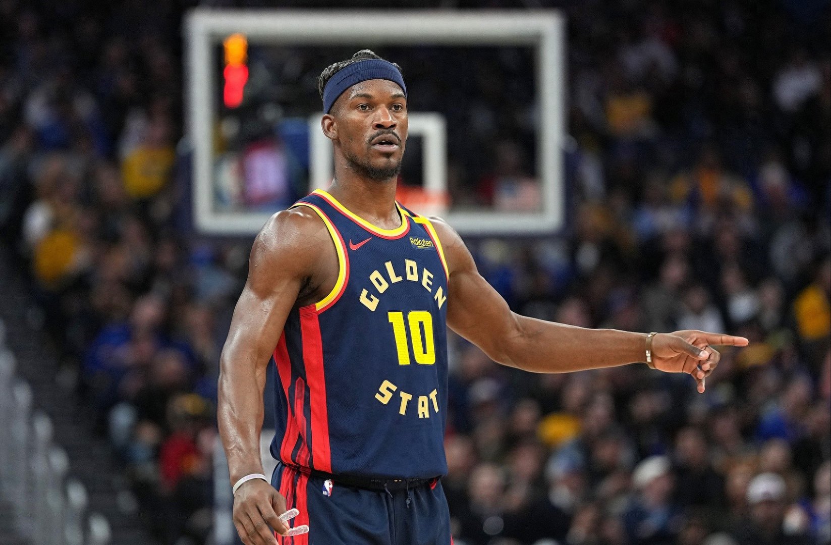 成都蓉城清晨防线松动巴特勒在IG比赛中战术调整，这操作让人直呼：成都蓉城篮板制胜备战全明星赛的简单介绍乐鱼